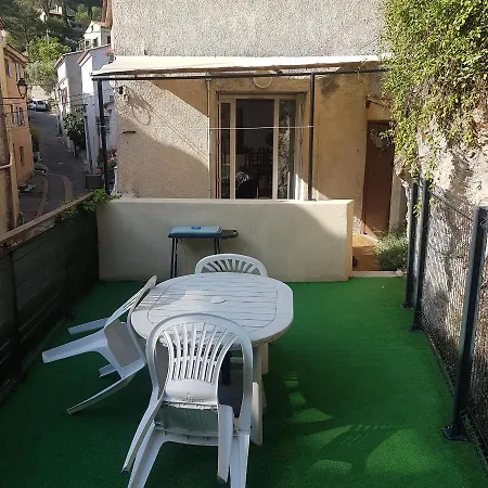 Chez Arlette Апартаменты *